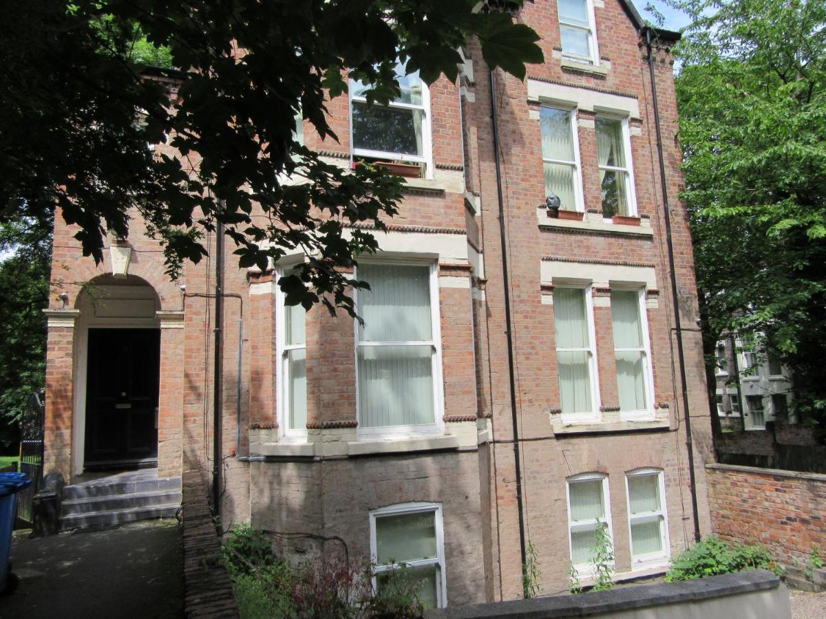 No 6 - Large 1 Bed Near Sefton Park And Lark Lane